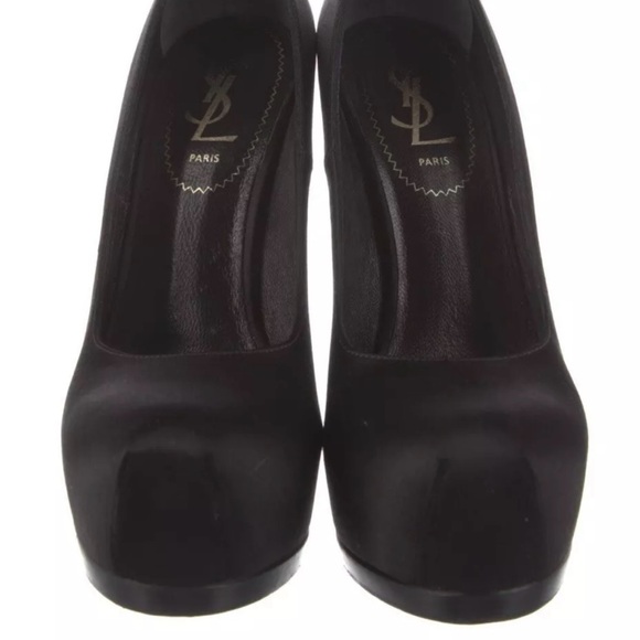 Yves Saint Laurent Shoes - Yves Saint Laurent Black Women's Pumps